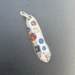 Droplet (orange) - Silver and synthetic sapphires charm pendant