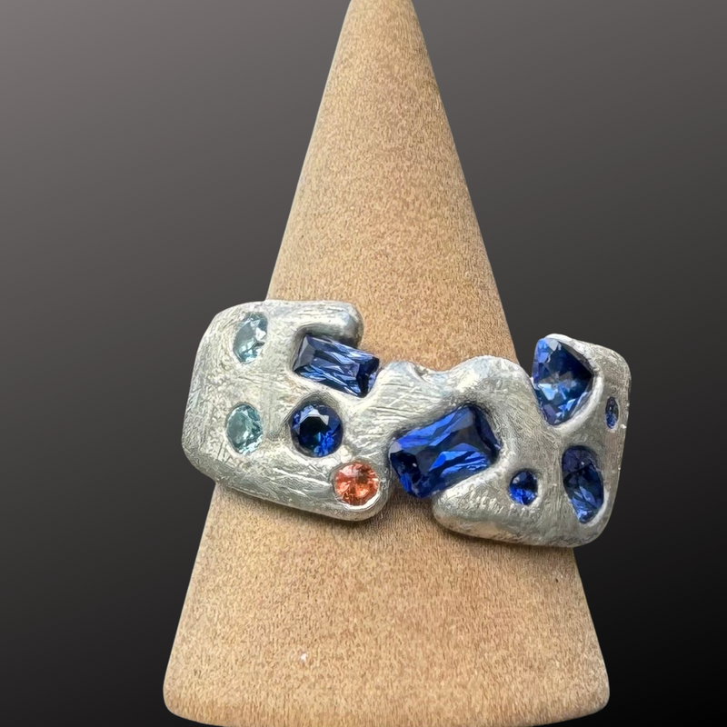 Rapids - Silver and synthetic sapphires cigar band ring