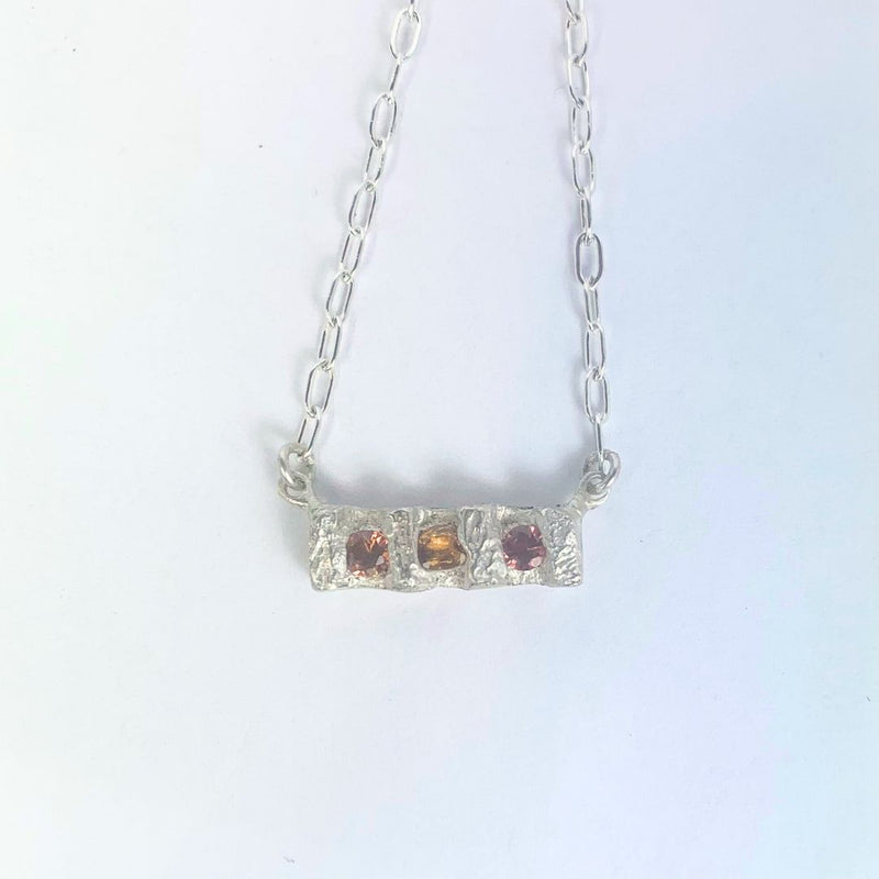Sunset - Silver and synthetic sapphires bar pendant necklace
