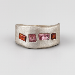Waves - Silver and lab grown sapphires wide band