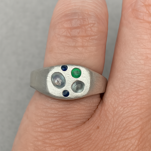 Discovery - Silver and sapphire ring