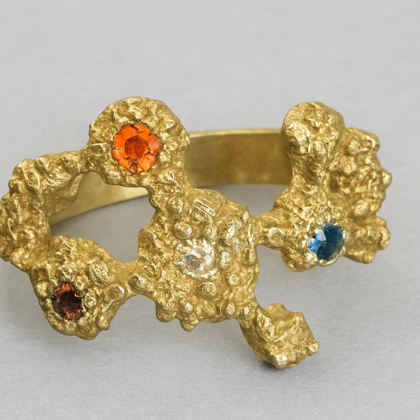 Coral - Gold plated silver ring with lab-grown sapphires