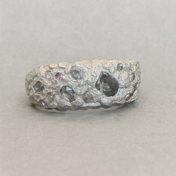 Soft Strong - Silver cigar band & lab-grown sapphires ring