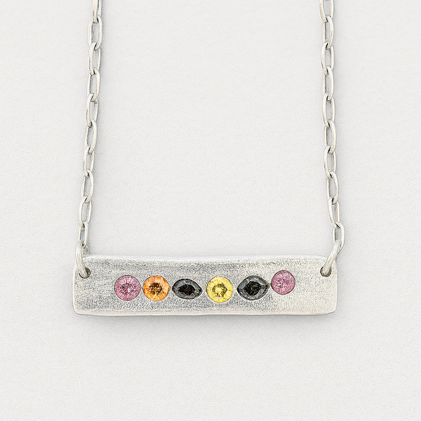 Serpentine - Silver and sapphires bar pendant necklace
