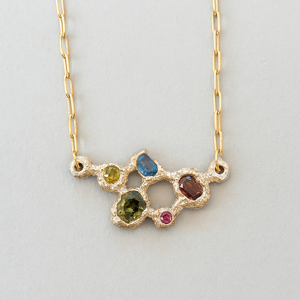 Sea Foam - 9k gold and natural sapphires pendant necklace