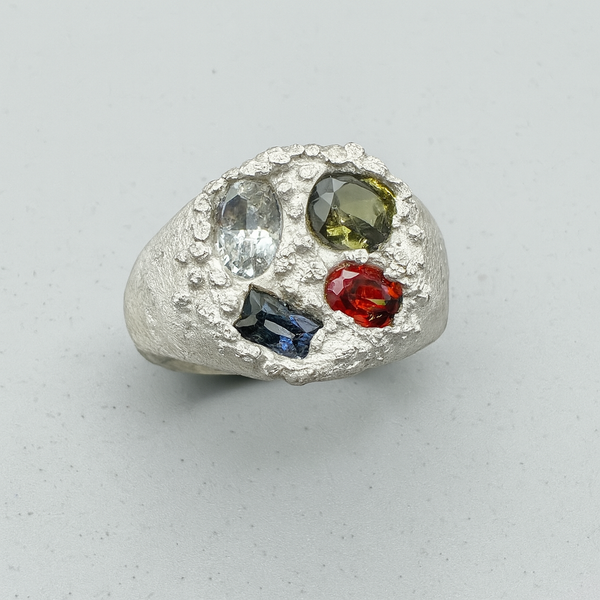 Rest - Silver round signet and large lab grown sapphires ring