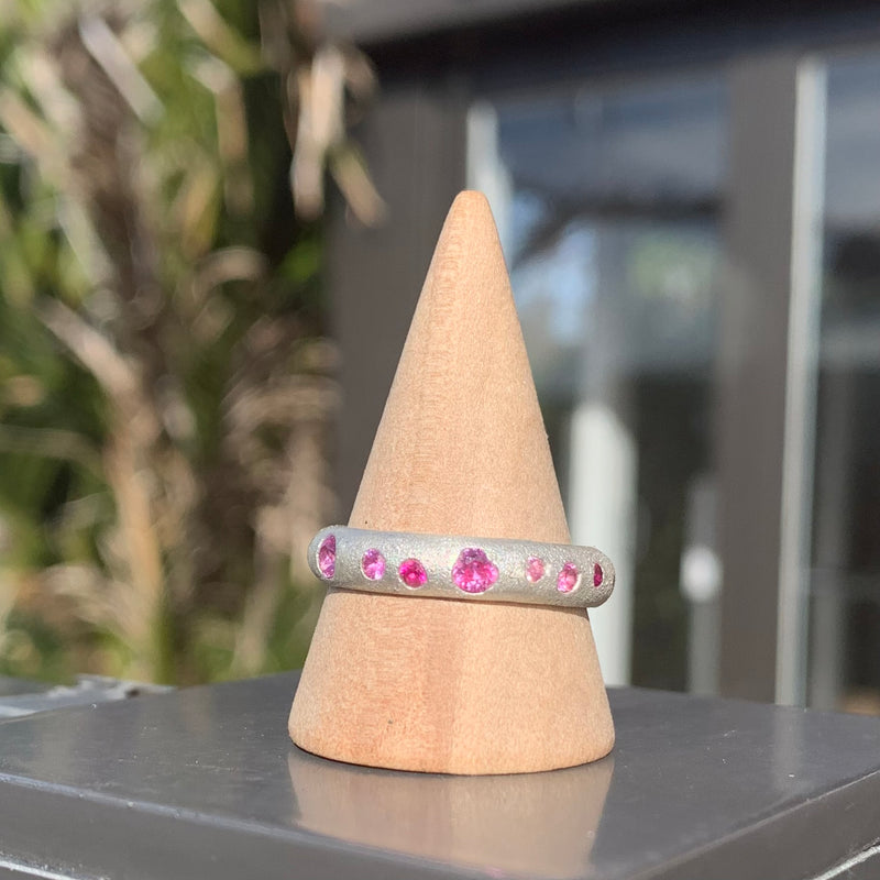 Dazzle - Silver and pink synthetic sapphires band ring