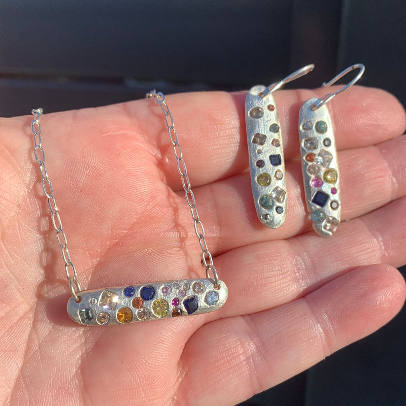 Elliptic - Silver and sapphires dangly earrings