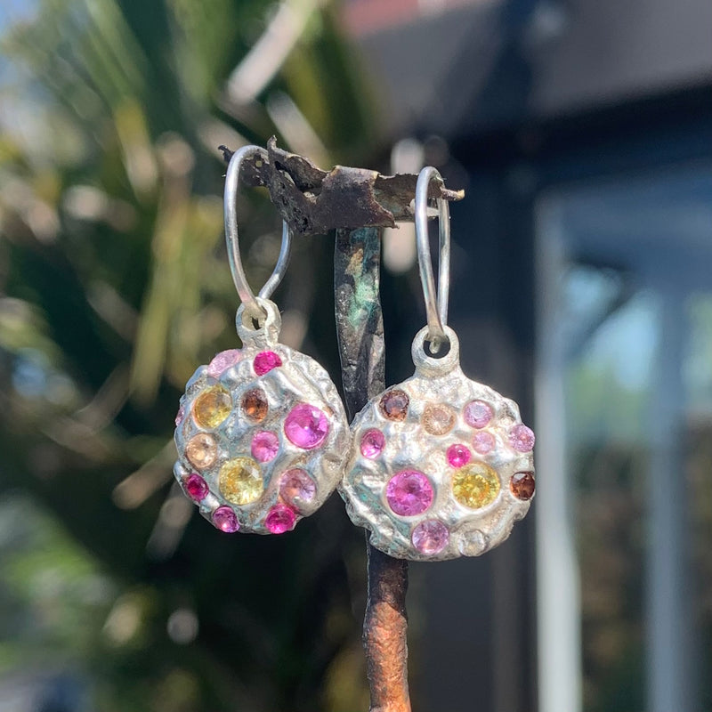 Play - Silver and synthetic sapphires dangly earrings