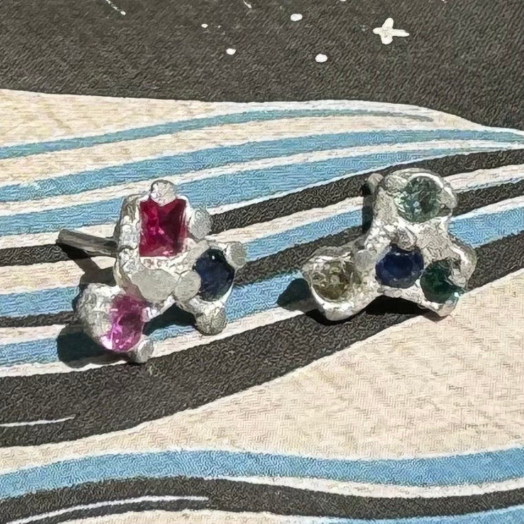 Imperfectus studs - Silver and synthetic sapphires stud earrings