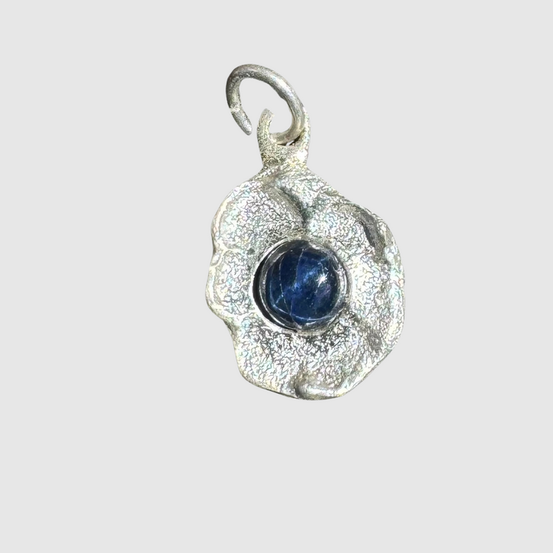 Impasto Sapphire Cabochon - Silver and Natural Sapphire Cabochon Pendant