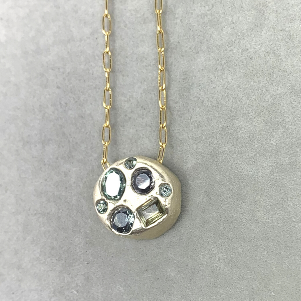 Quiet Rebel - 9k gold and natural sapphires pendant necklace