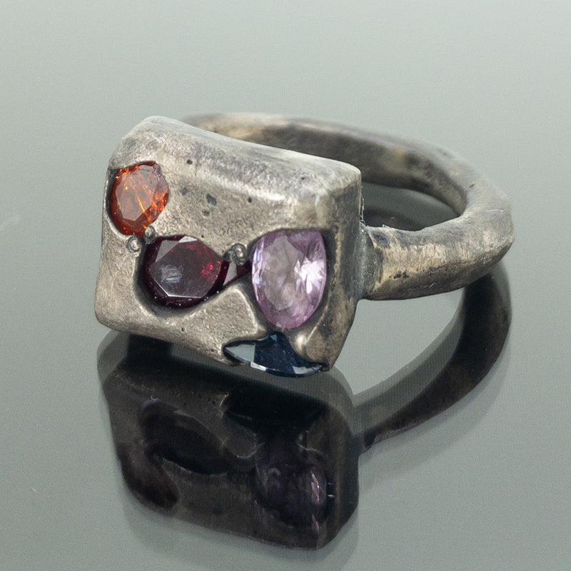 Sterling silver and synthetic sapphire ring 
