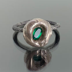 Evil Eye - Sterling silver and synthetic emerald ring