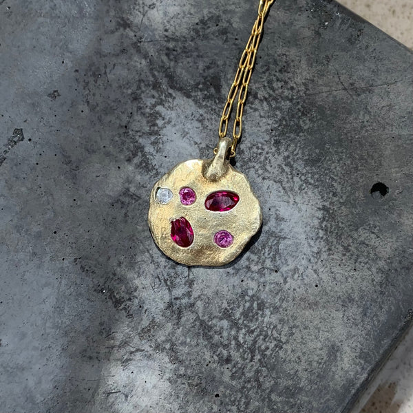 Juicy - 18k gold plated sterling silver and synthetic sapphires pendant necklace
