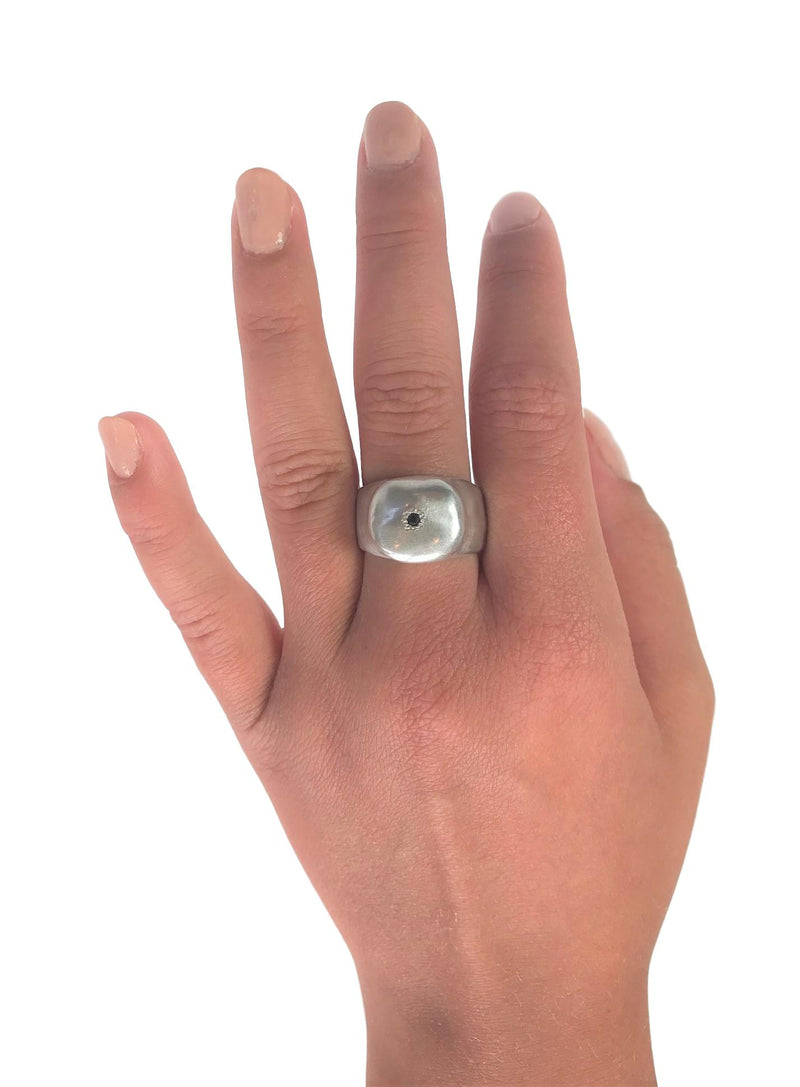 Sterling silver & sapphire ring