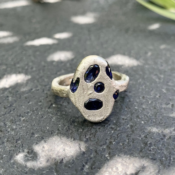 Calm - Silver and sapphire ring