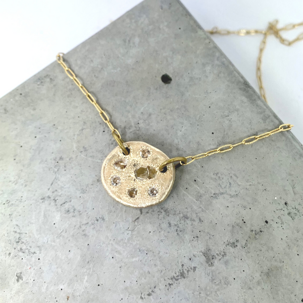 Golden Hour - Gold and natural sapphires pendant necklace